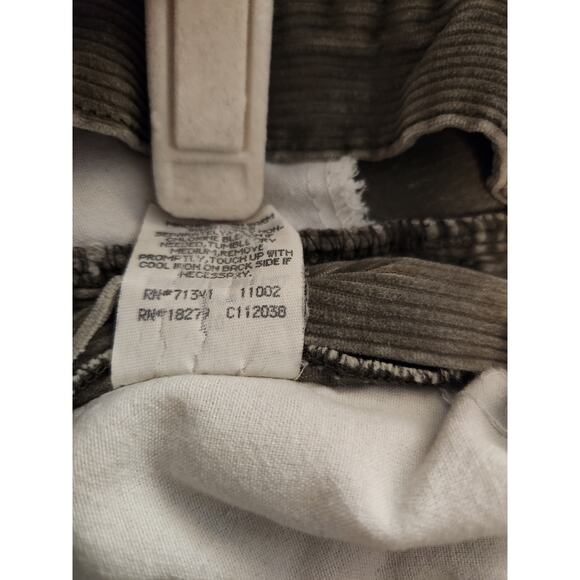 Vintage LL Bean Double L Green Corduroy High Waisted Tapered Leg Pants 6 - Picture 5 of 9